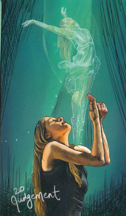 A very feminine tarot